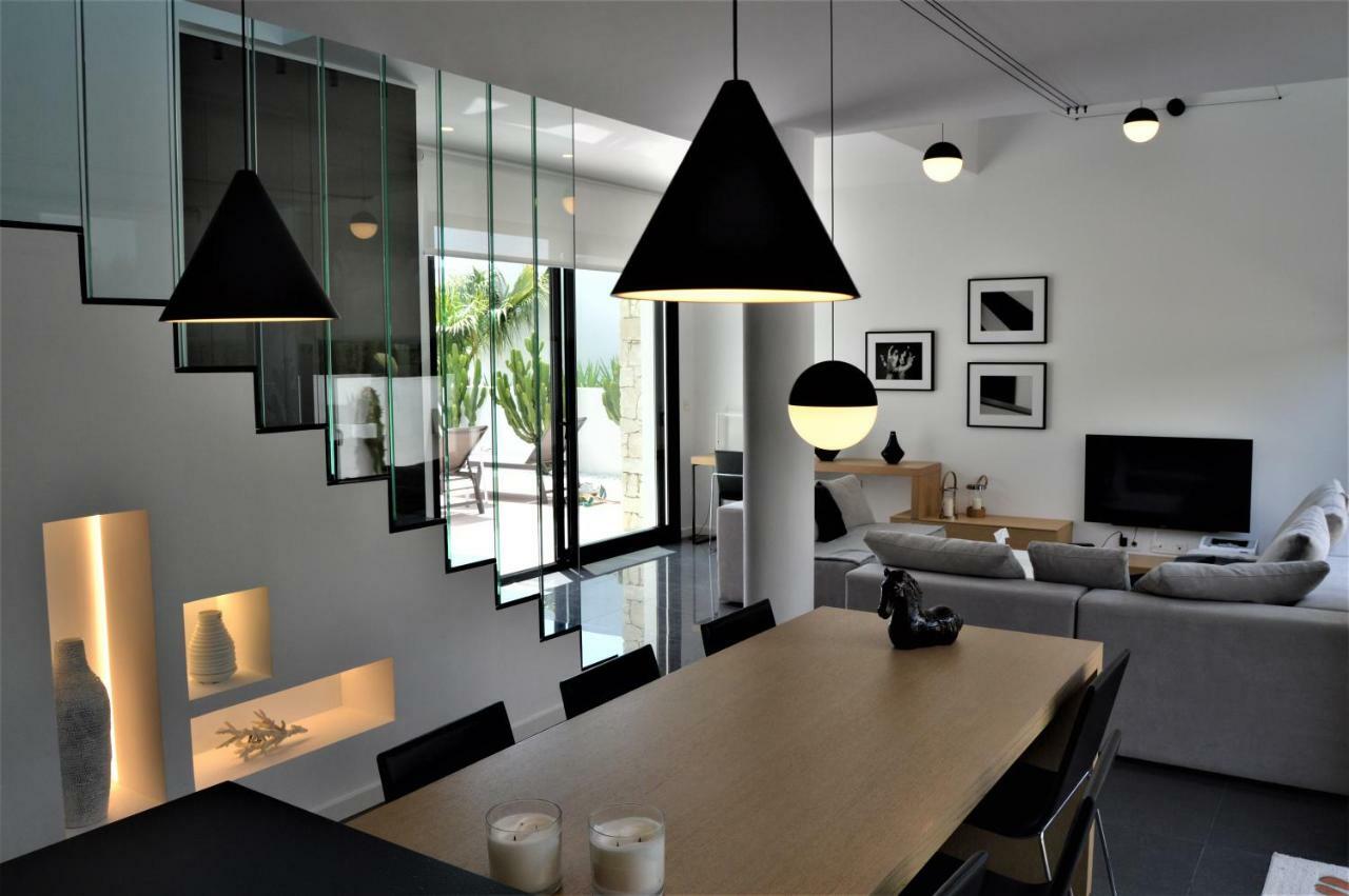 Villa With Private Pool Llobregales المظهر الخارجي الصورة