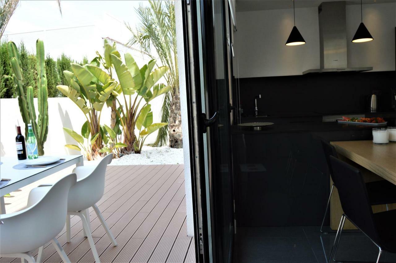 Villa With Private Pool Llobregales المظهر الخارجي الصورة