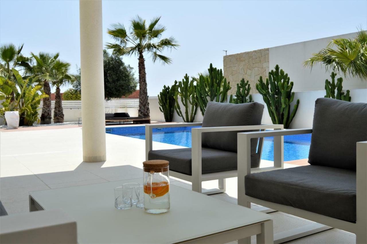 Villa With Private Pool Llobregales المظهر الخارجي الصورة
