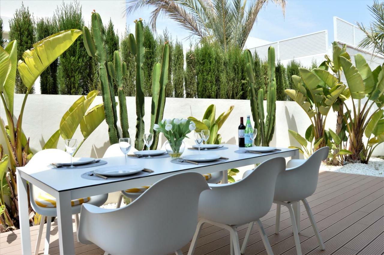 Villa With Private Pool Llobregales المظهر الخارجي الصورة